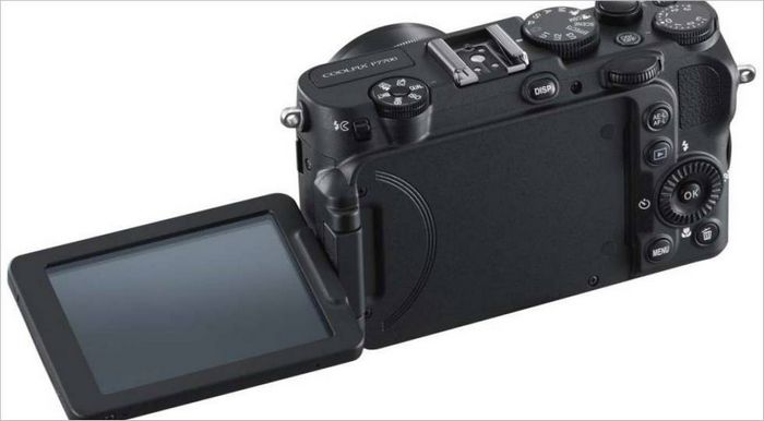 Fotocamera compatta Nikon COOLPIX P7700 - display