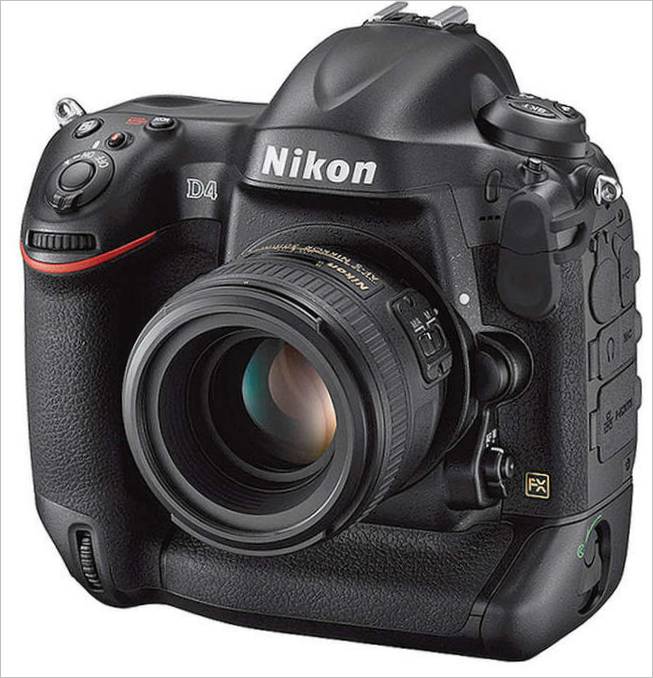 Fotocamera reflex digitale Nikon D4