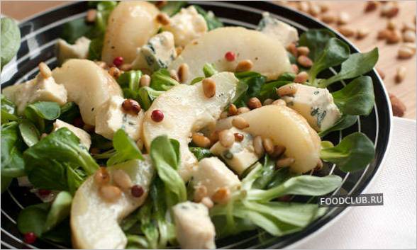 Insalata con pere e formaggio blu/salato_s_grushe