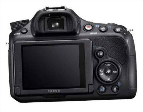 Fotocamera digitale SLR Sony α58 con tecnologia Translucent Mirror - Display