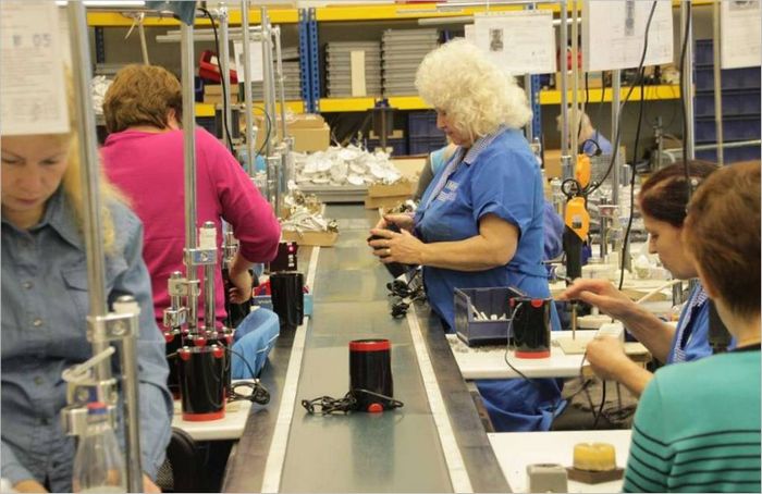 Linea di assemblaggio di una fabbrica di micromacchine Nastro trasportatore della fabbrica di micromacchine