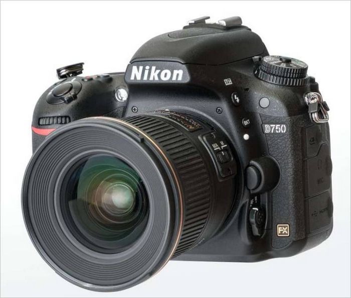 Fotocamera full frame Nikon D750