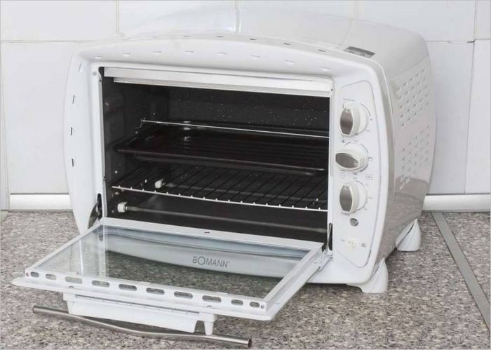 Mini forno con grill e unità di convezione BOMANN MBG 1248 CB