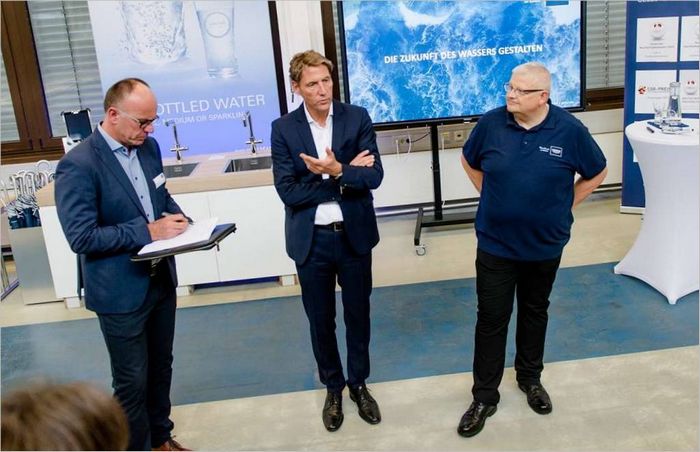 Grohe Siamo orgogliosi che anche la nuova sede venga ora rifornita di verniciatura superficiale con la tecnologia PVD di Grohe