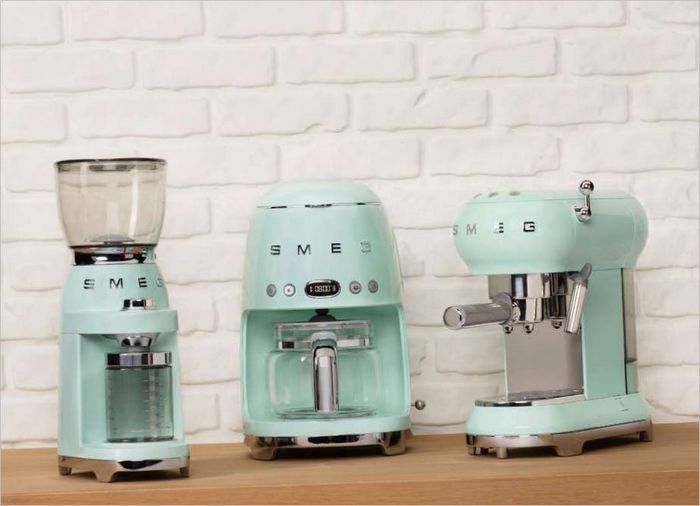 Macinacaffè Smeg CGF01