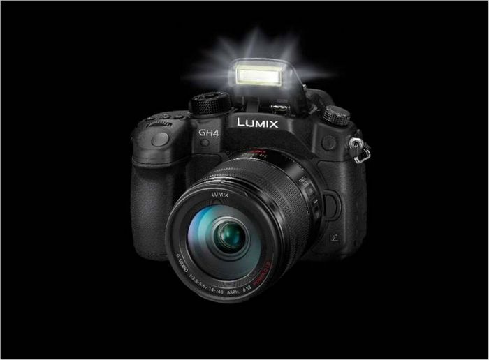 Fotocamera mirrorless Panasonic DMC-GH4Immagine_GH4_PopUp